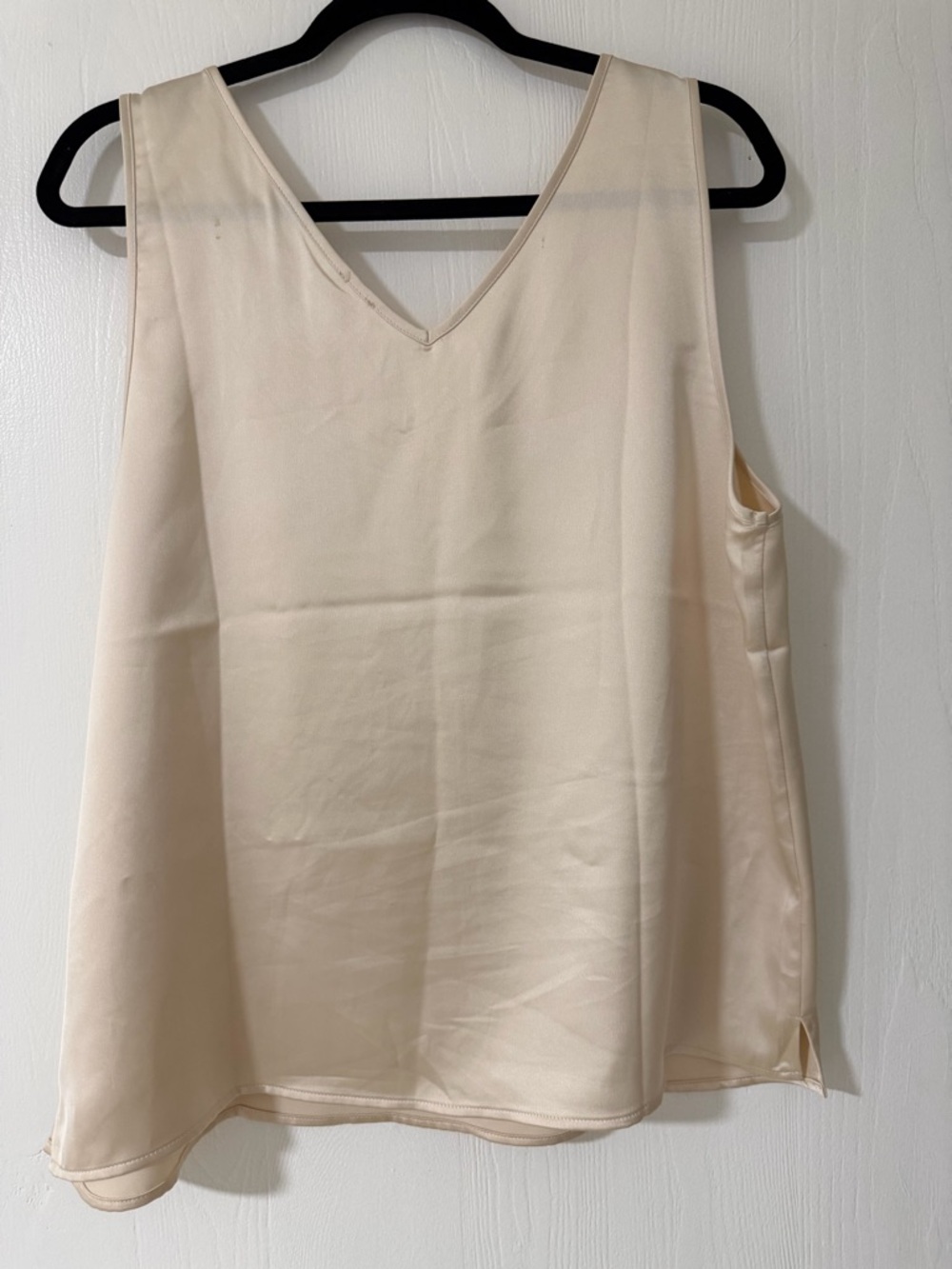 Joie Pale Cream V-Neck Satin Camisole and matching pant/set